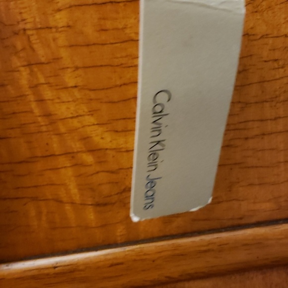 Calvin Klein JeanLong Sleeve Pink Top Size 12 Mths - Picture 3 of 6